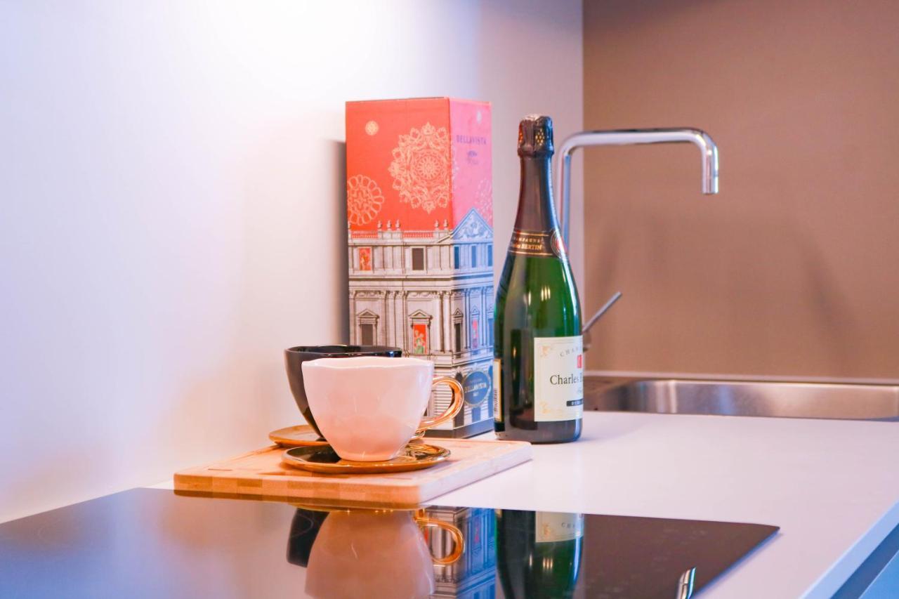 H11 Luxury 9a - Porto - Piscina - Jacuzzi Apartment